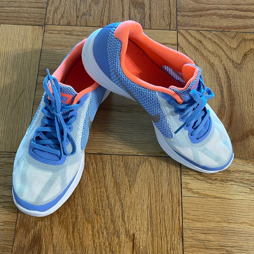 Nike shoes